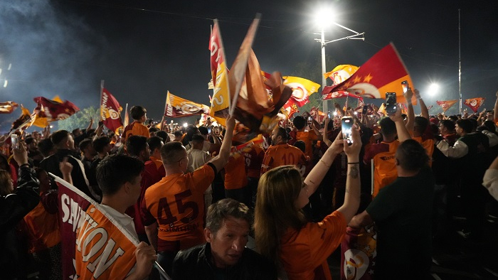 Galatasaray’ın şampiyonluğu Antalya’da kutlandı