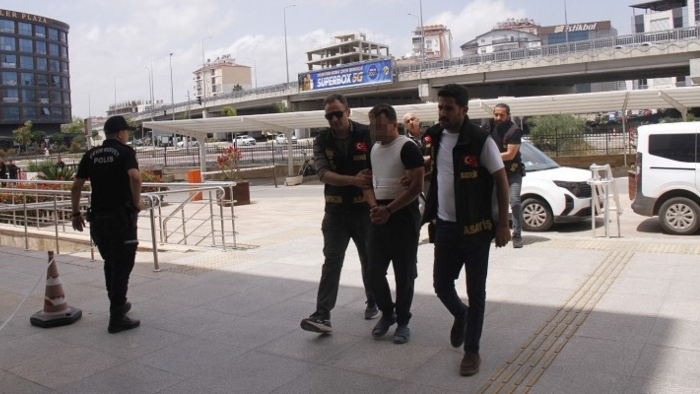 Sellektör yapma tartışmasında 3 kişiyi öldüren şüpheli tutuklandı