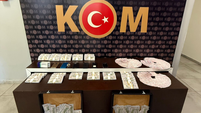 Eski SGK İl Müdürü ve müfettişlere rüşvete teşebbüsten hapis cezası!