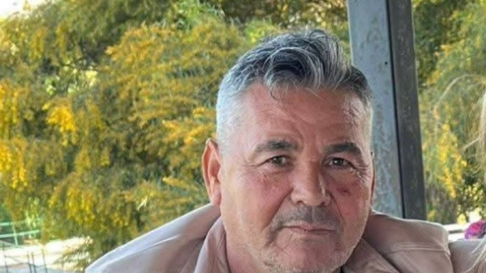 Finike'de elektrik direğine çarpan motosikletli hayatını kaybetti