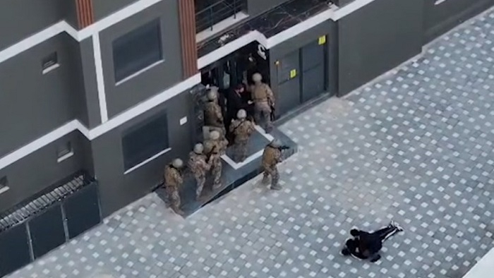 Antalya’da 11 Ev Hırsızlığı Çözüldü: 5 Şüpheli Yakalandı